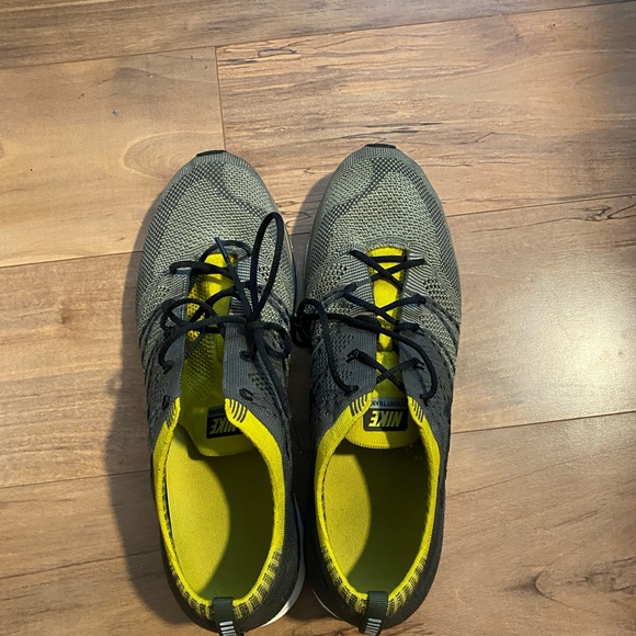 Nike Flyknit Trainer Multi-Color - Picture 2 of 6